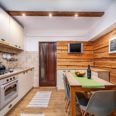 Apartament Nordic جورا هومورولوي المظهر الخارجي الصورة